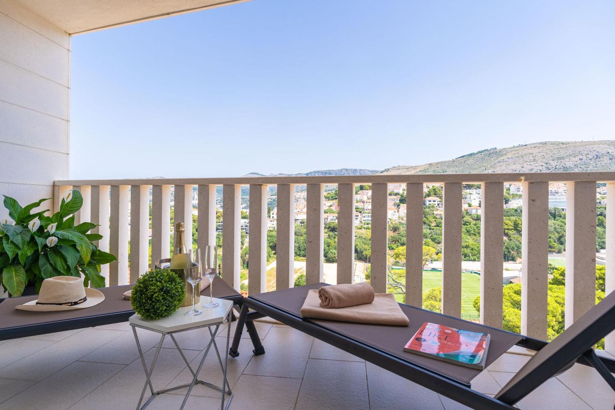 Apartment Apollo In Dubrovnik With Sea View ภายนอก รูปภาพ
